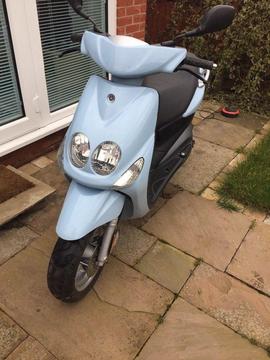 Yamaha Neos Moped. Fair condition, few scratches and could do with service. Rarely used