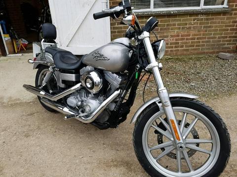 Harley Davidson 1584cc Dyna Super Glide 09 - 7k miles new MOT