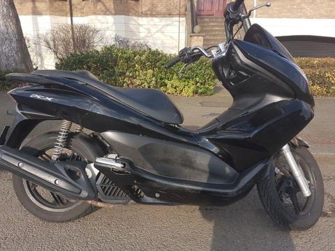 Honda Pcx 125cc 2011 in good condition