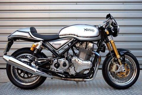 Norton Commando 961 Cafe Racer