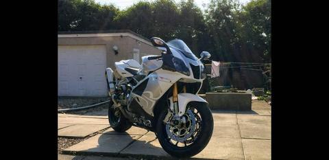 Aprilia Rsv 1000R 6000 miles showroom R1 Gsxr Px ??