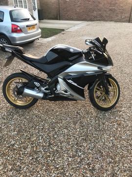 Yzf r 125 with 12 months mot