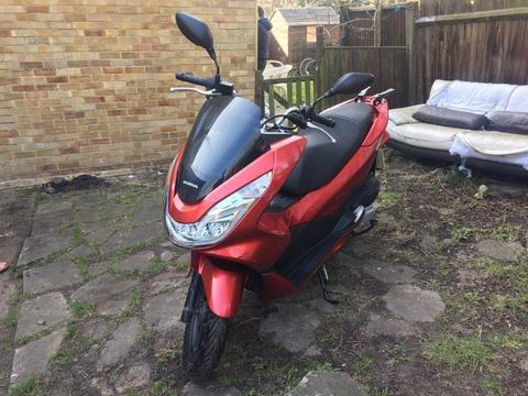 Honda Pcx for sale (LOW MILEAGE) Not sh,vision