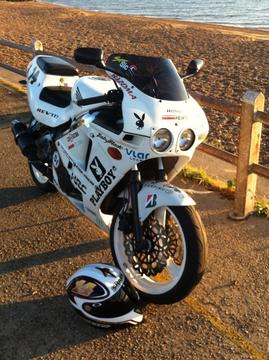 Honda CBR 400 NC 23 Triarm classic sports bike