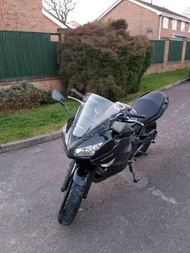 Kawasaki ER6F 2011 - Low mileage and great condition