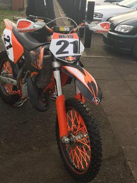 KTM 125 2010 FRESH**