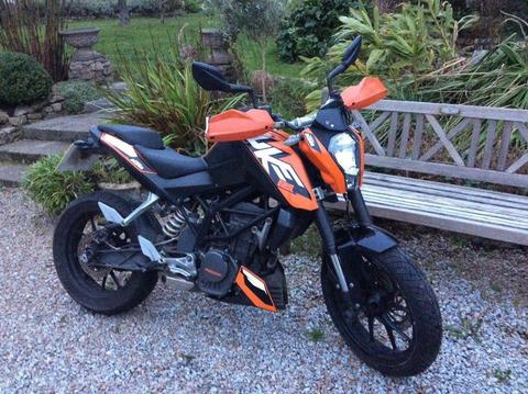 KTM DUKE 125