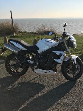 2012 (62) Triumph Street Triple 675cc White