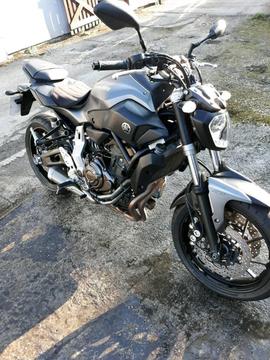 yamaha mt07