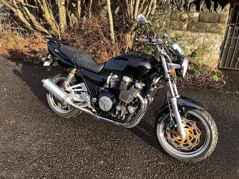 Yamaha XJR1200