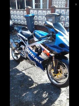 SUZUKI GSXR 1000 k2 2002 model