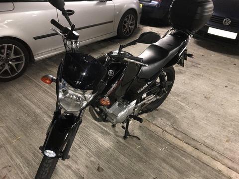 Good condition 2016 Yahama YBR 125, 6100 mileage, full service history/log book, no previous owners