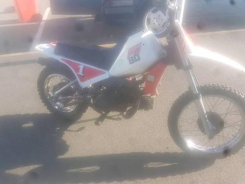 YAMAHA PW 80 IN GREAT CONDITION GOR AGE