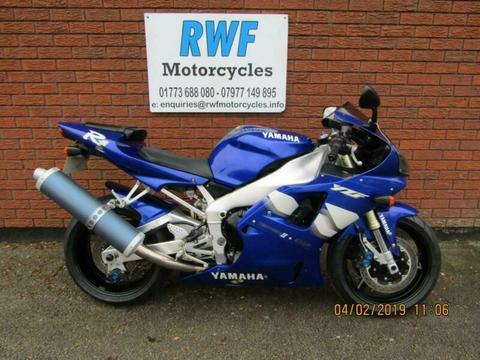 YAMAHA YZF R1, 2000, ONLY 1 OWNER FROM NEW & 13,905 MLS, MINT ORIGINAL CONDITION