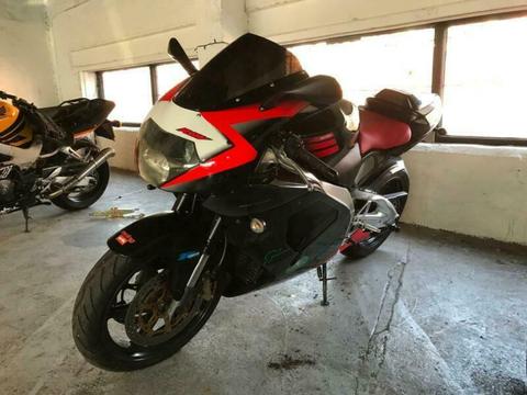 2004 04 Aprilia RSV 1000 MILLE