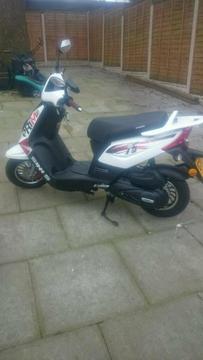 ZN50 cc Moped Low Mileaje 135 New