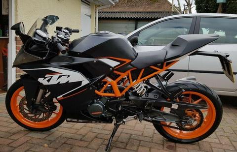 KTM RC 125 2015 motorbike