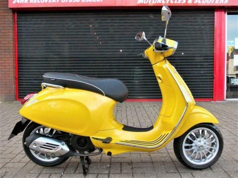 PIAGGIO VESPA SPRINT 3V ABS YELLOW 2016 ONE OWNER V LOW MILES HPI WARRANTY