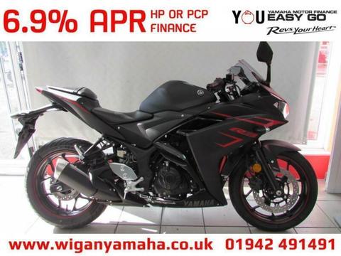 YAMAHA YZF-R3 ABS 320cc A2 CATEGORY SUPERSPORTS BIKE. 0 MILES FOR 19 REG