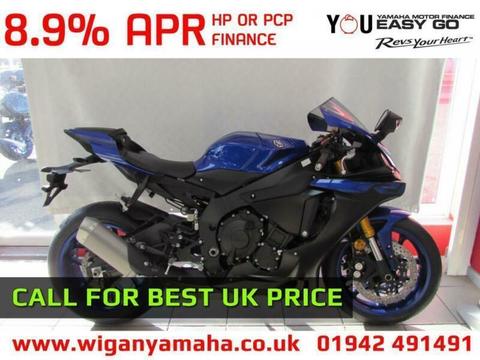 YAMAHA YZF-R1 WITH BLIPPER, YAMAHA BLUE OR TECH BLACK. CALL FOR BEST UK DEALS