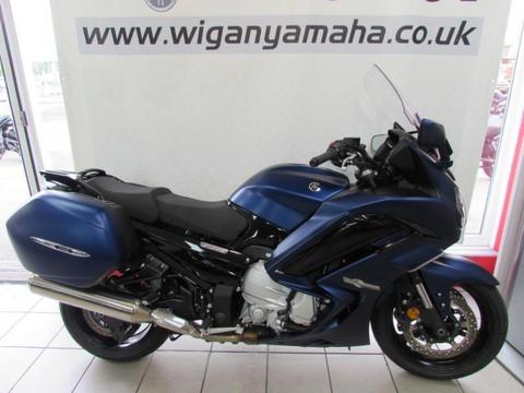 YAMAHA FJR1300AE, 68 REG ONLY 300 MILES, ELECTRONIC SUSPENSION 6 SPEED MODEL
