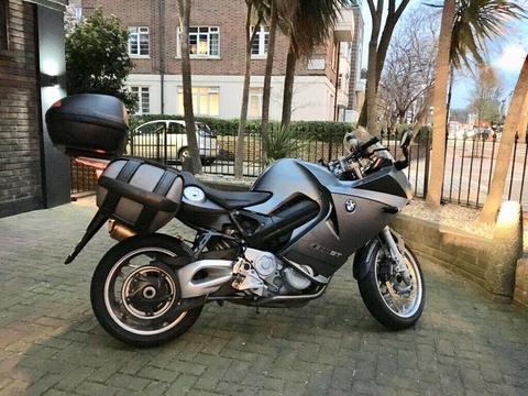 BMW F800 st MINT CONDITION with panniers and top box