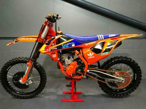 2017 KTM 250 SXF FACTORY EDITION - 1 OWNER - LOW HOURS - IMMACULATE - EXTRAS