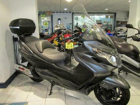 Suzuki AN 400 L2 BURGMAN WITH ONLY 4913 MILES FROM NEW