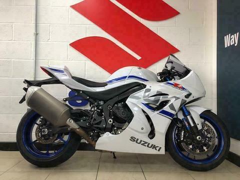 SUZUKI GSX-R1000R, Only 1517 miles with extras