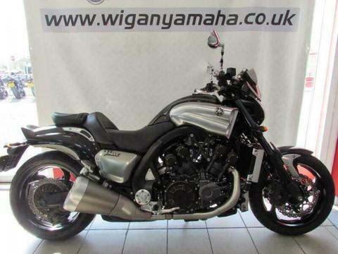 YAMAHA V-MAX 1700, 09 REG 4695 MILES, EXCELLENT CONDITION WITH BOULEVARD SCREEN