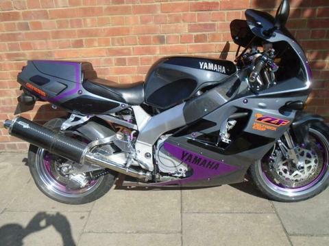 YAMAHA YZF750 YZF 750 ONLY 17850 MILES ONE OWNER LAST 11 YEARS SUPERB BIKE