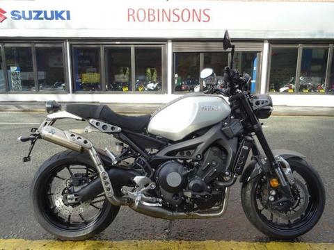 New Yamaha XSR900 Special lots of Yamaha extra's fitted